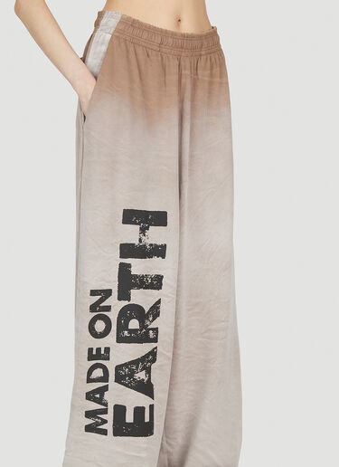 VETEMENTS Made On Earth Track Pants Beige vet0251007