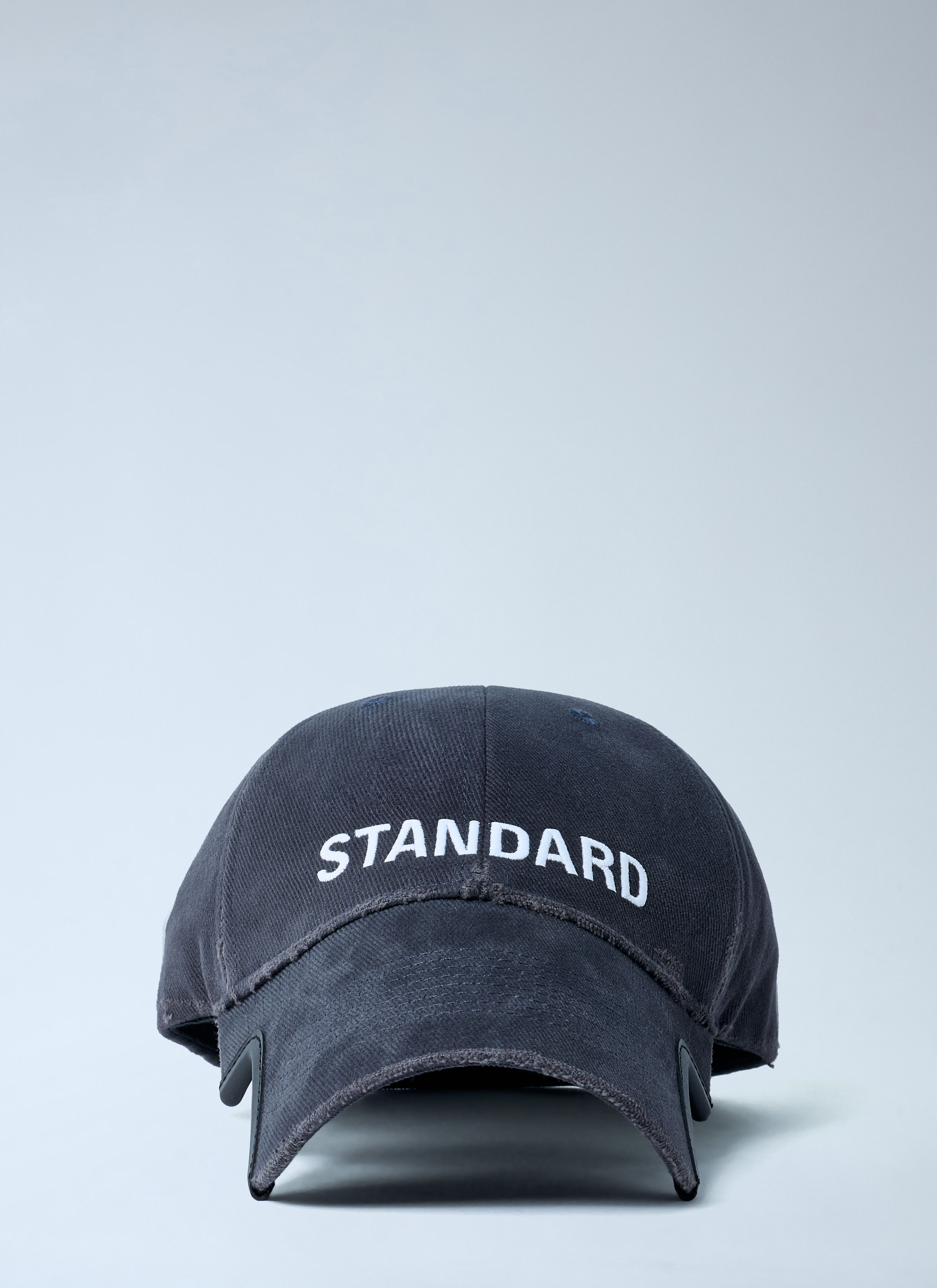 BALENCIAGA（バレンシアガ） キャップ ブラック ツバロゴ ベースボール