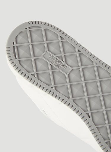 Valentino One-Stud Low-Top Sneakers White val0145064