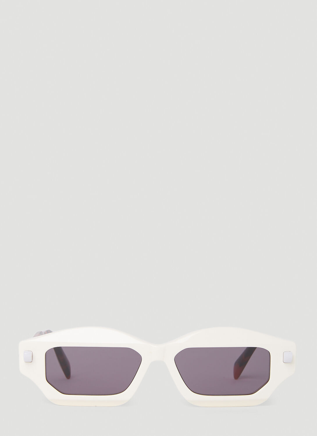 Kuboraum Q6 Sunglasses In White