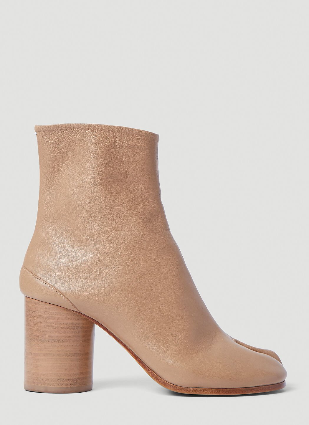 Maison Margiela Tabi Boots en Beige LN CC