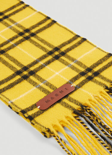 Marni ロゴプレート付きウールのチェックスカーフ イエロー mni0154009