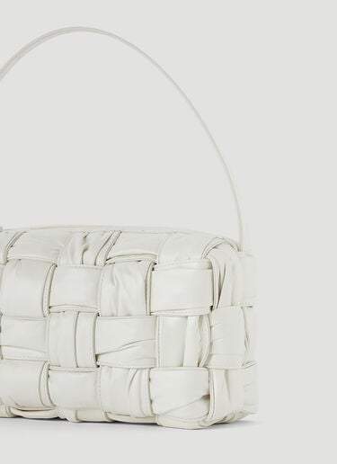Brick Cassette Plissé Shoulder Bag Bottega Veneta Brick Cassette Plissé Shoulder Bag White bov0250017