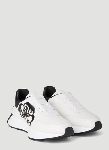 Sprint Runner Sneakers Alexander McQueen Sprint Runner Sneakers White amq0251036