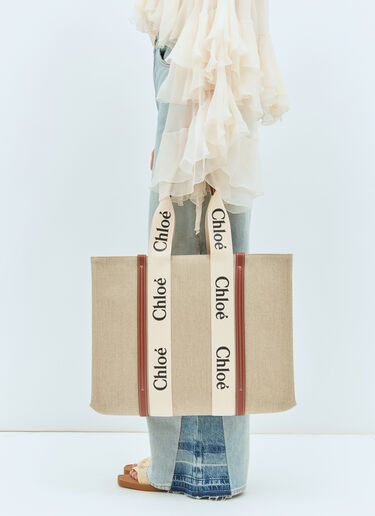 Chloé Large Woody Tote Bag Beige chl0258047