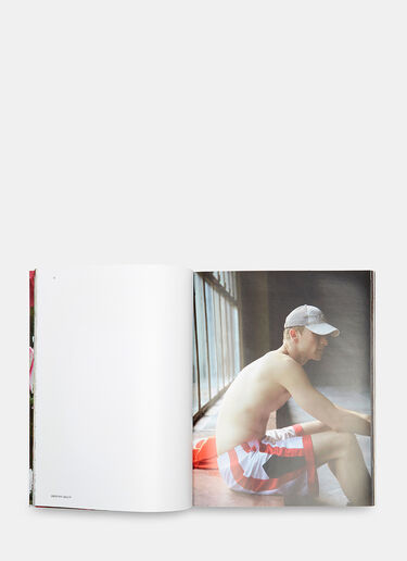 Books MASSES Issue 7 Black dbn0505114
