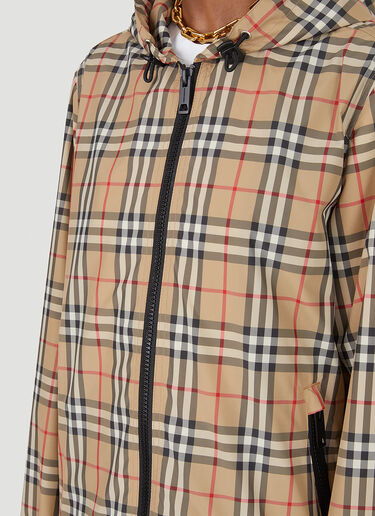 Burberry Everton Vintage Check Jacket Beige bur0247004