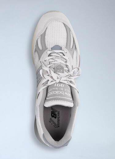 LN-CC® - New Balance: Made in UK 991V2 Sneakers - Light Grey New Balance Made in UK 991V2 Sneakers Light Grey new0165020