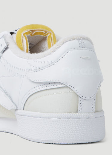 Maison Margiela x Reebok Club C Memory of Shoes スニーカー ホワイト rmm0349001