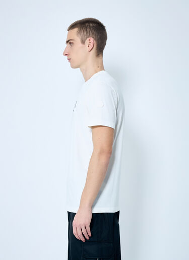 Moncler Logo Print T-Shirt Off white mon0159046