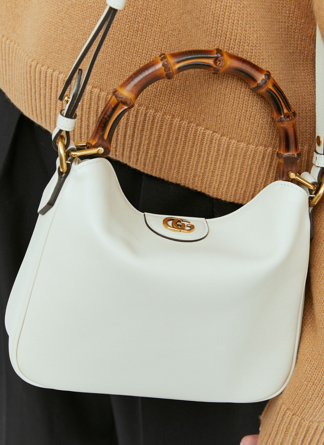 Gucci Diana Small Shoulder Bag In White