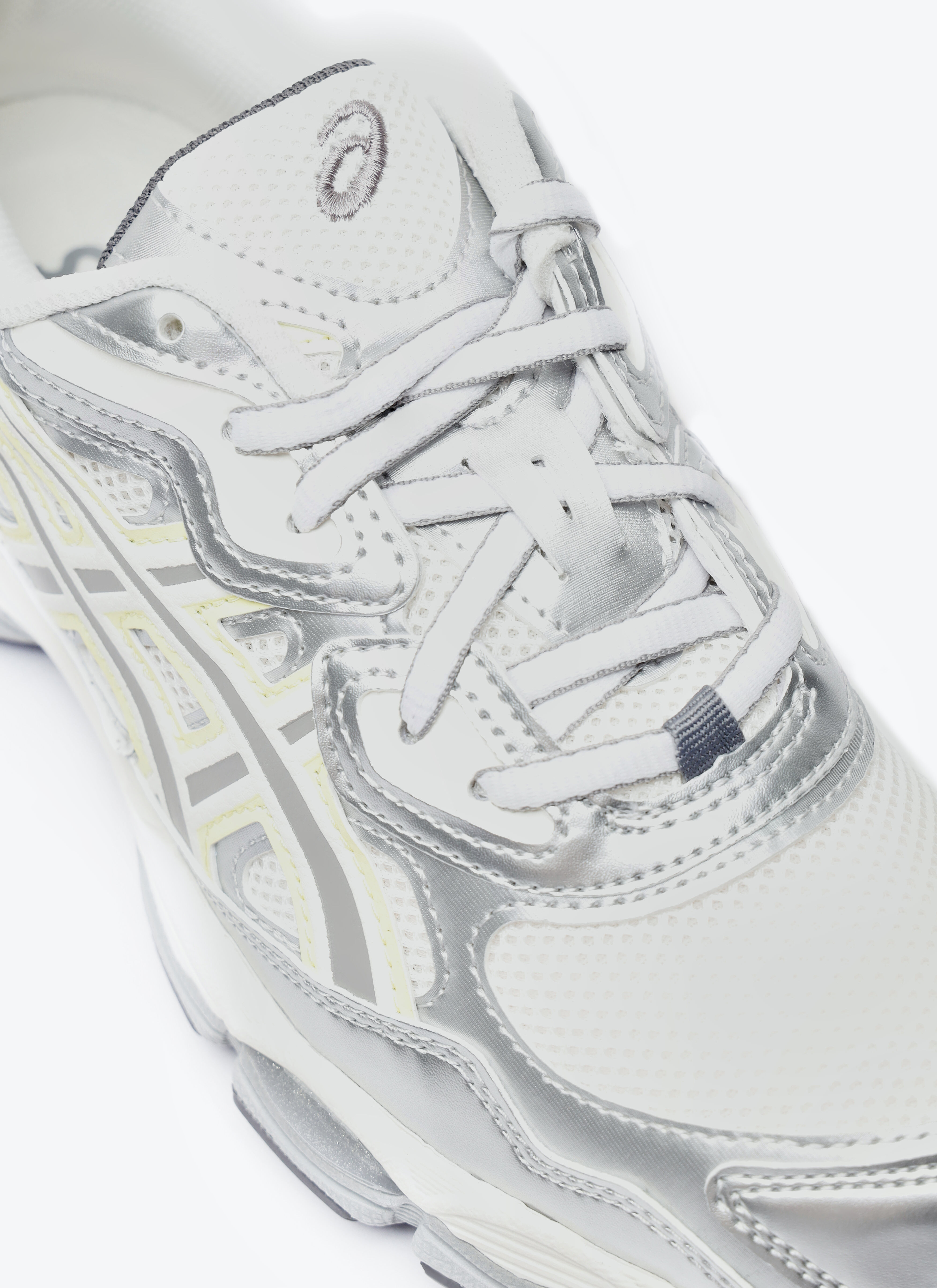 Asics x emmi レディース Gel-NYC スニーカー の クリーム | LN-CC® Asics x emmi レディース Gel-NYC スニーカー の クリーム | LN-CC®