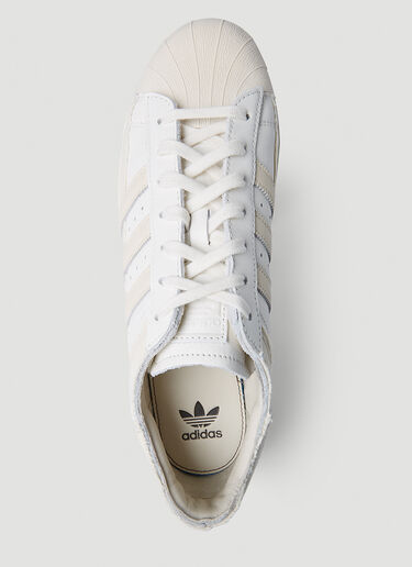adidas 슈퍼스타 82 스니커즈 크림 adi0351002