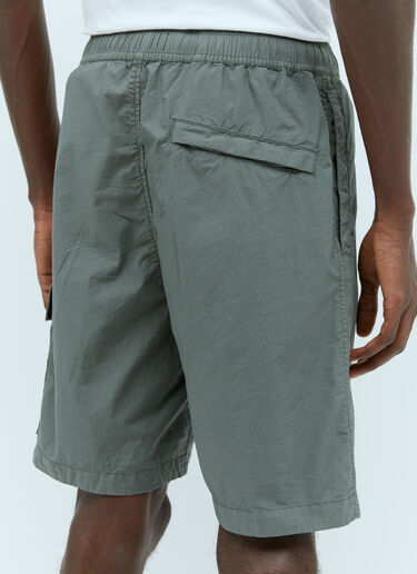 Stone Island 로고 패치 버뮤다 쇼츠 그린 sto0156055