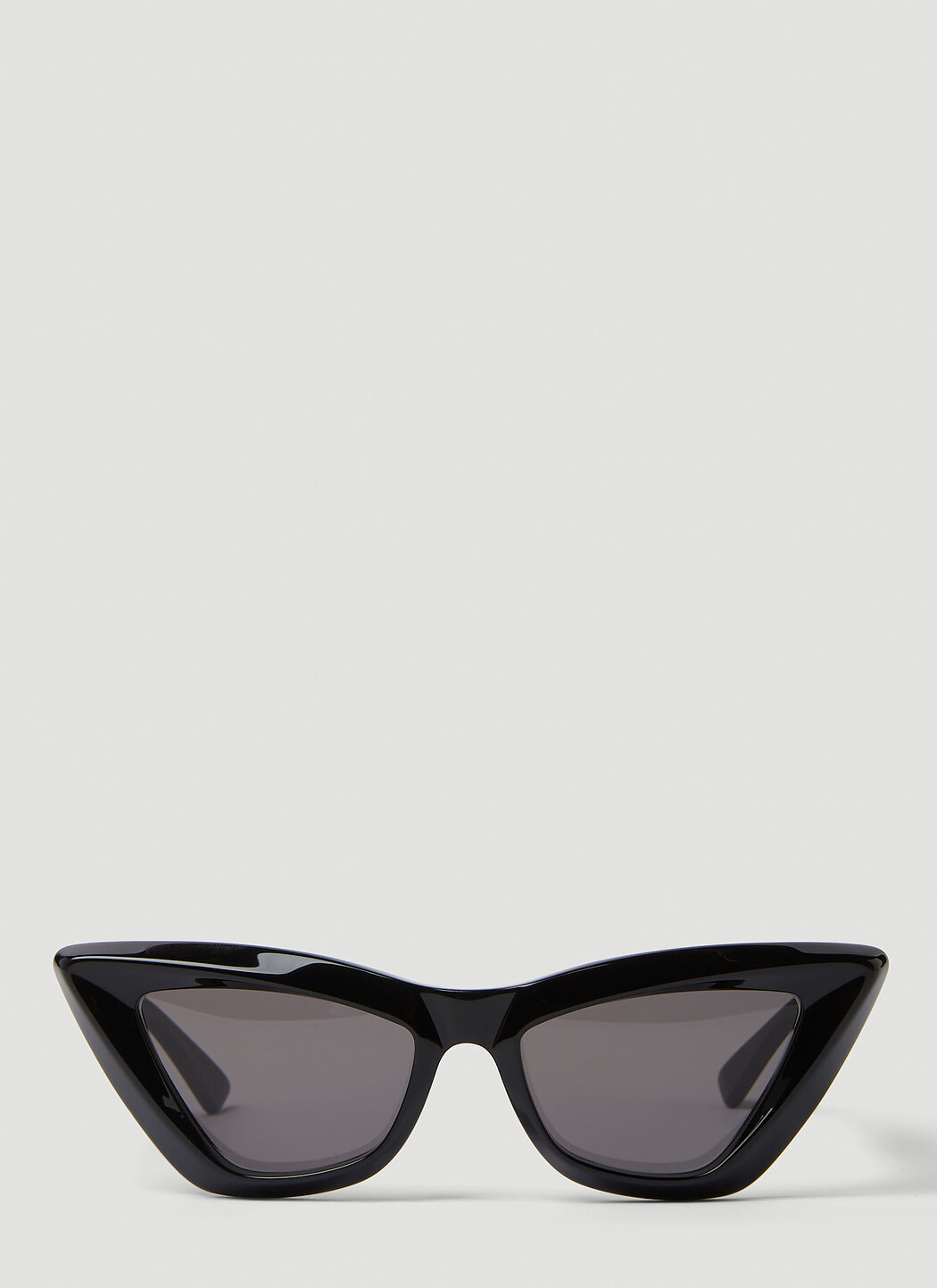 Bottega Veneta Angle Sunglasses in Black LN CC