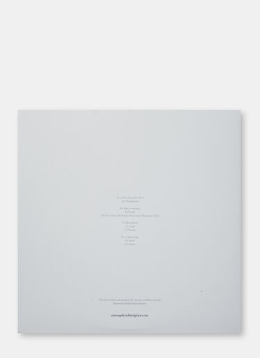 AROVANE AND HIOR CHRONIK - IN BETWEEN Music AROVANE AND HIOR CHRONIK - IN BETWEEN Black mus0504924