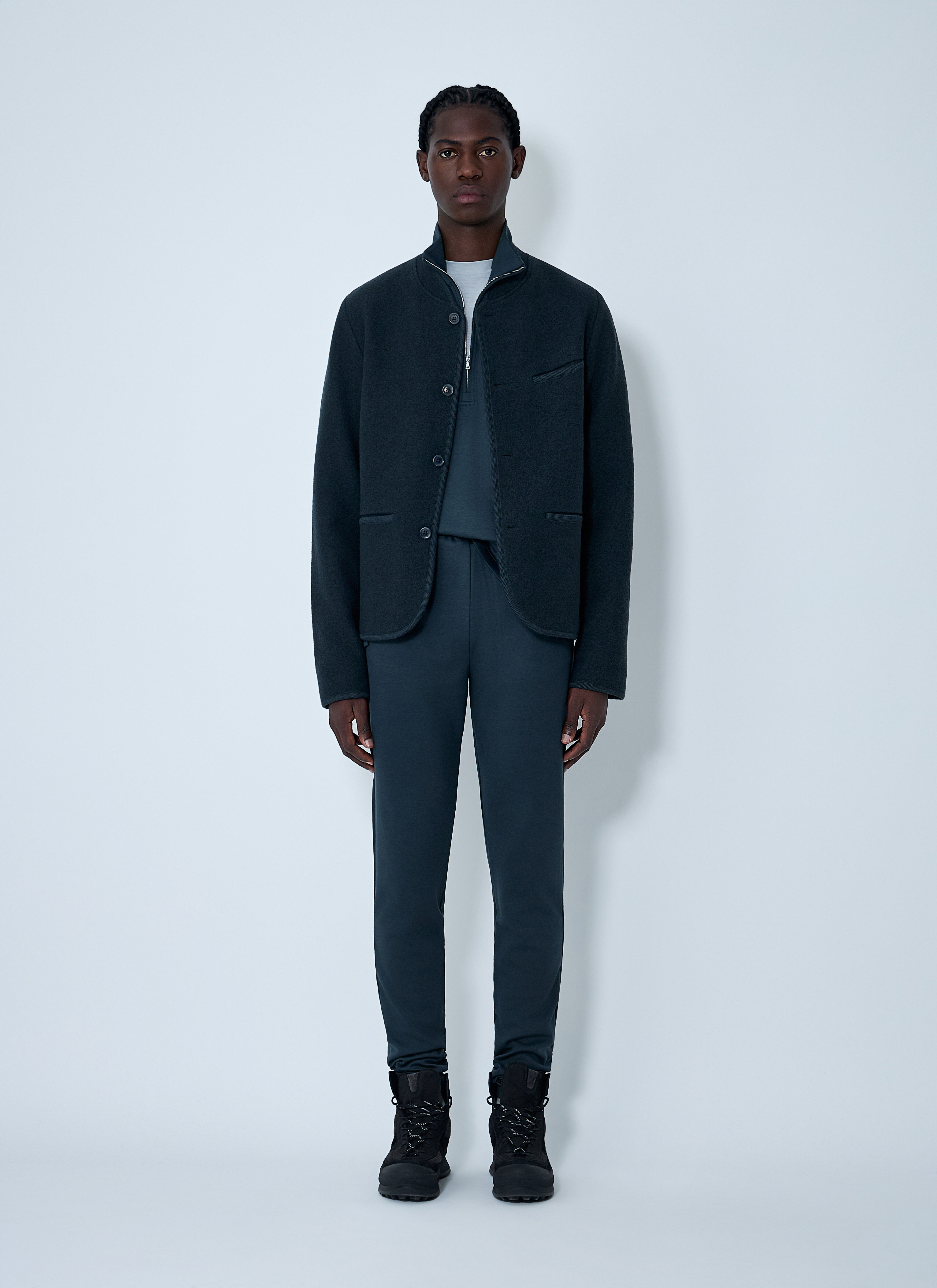 RIER Men's' Walker Jacket in Black | LN-CC®