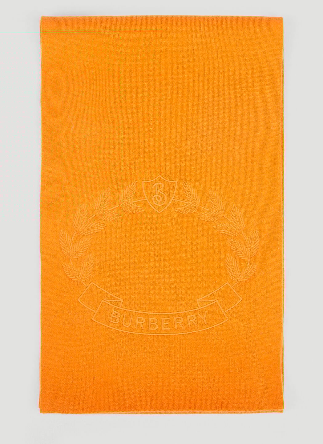 Burberry crest scarf 2025