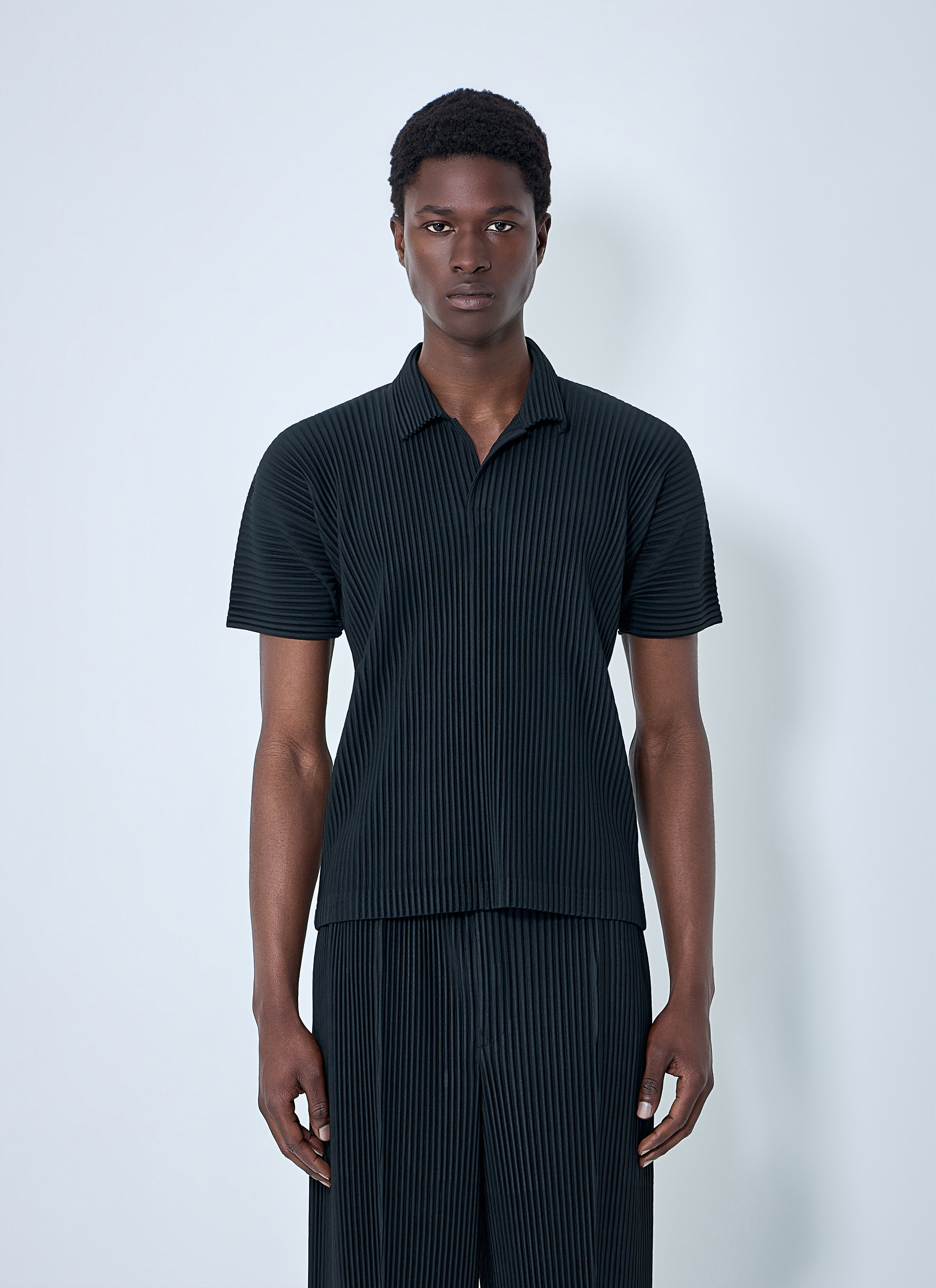 HommePlisséIsseyMiyake：メンズプリーツズボン＆トップス|LN-CC®