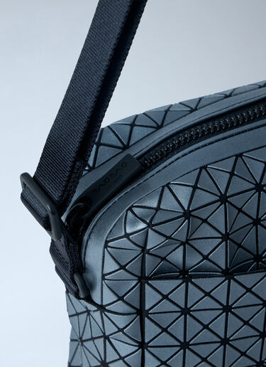 Bao Bao Issey Miyake Voyager Reflector Crossbody Bag Black bao0363007