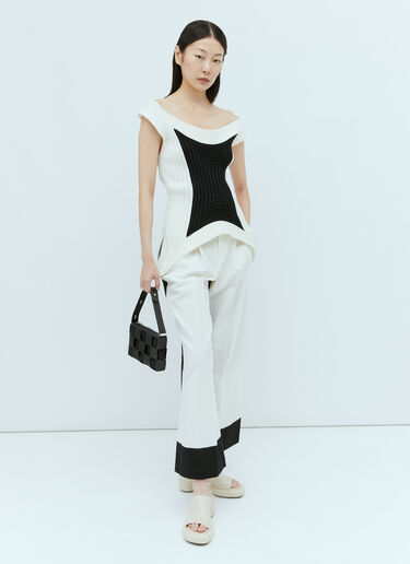 ポインテッド コントラストリブトップ Issey Miyake ポインテッド コントラストリブトップ ブラック ism0254002