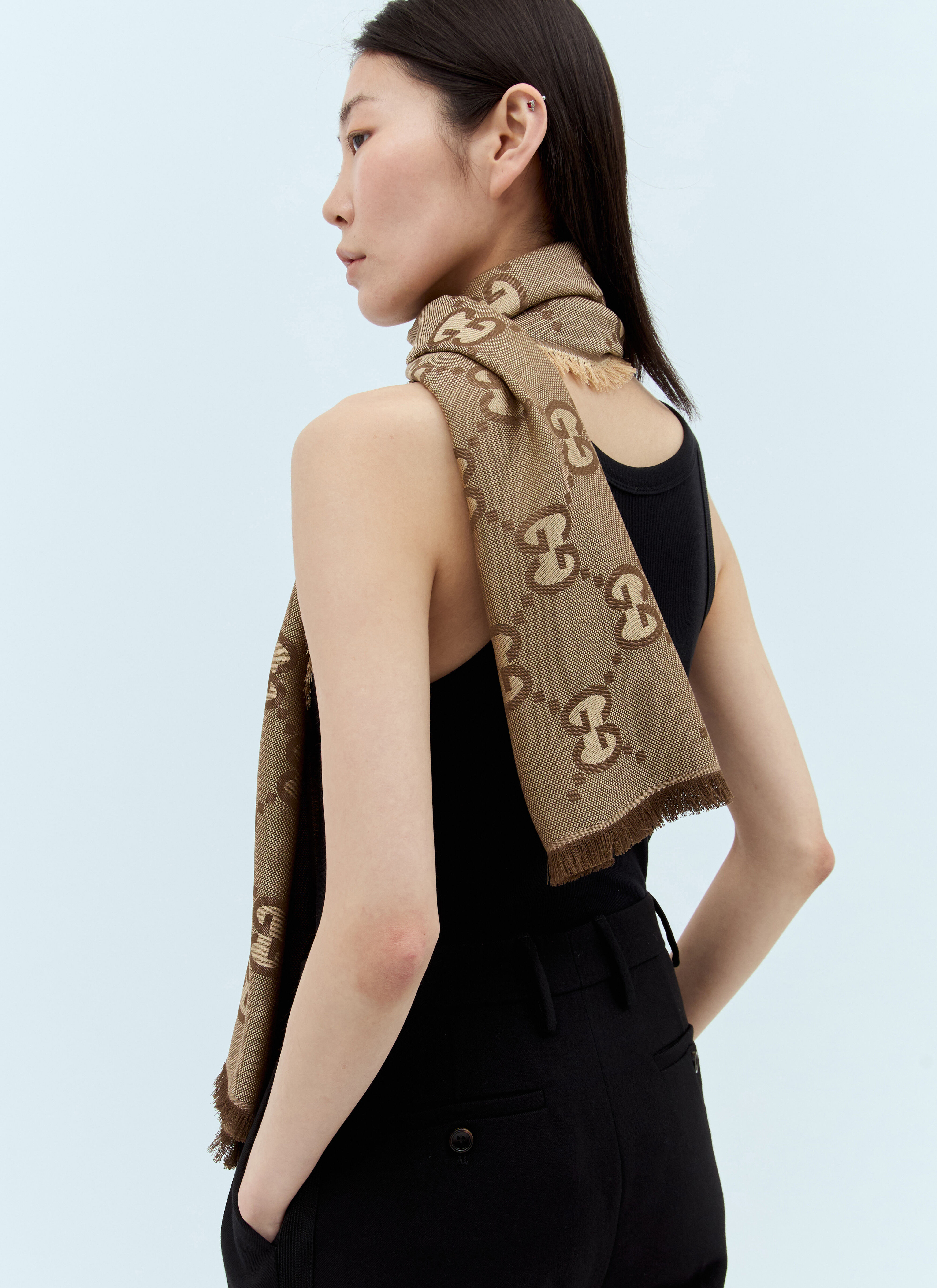 Gucci レディース GG ジャカードスカーフ の ブラウン | LN-CC®
