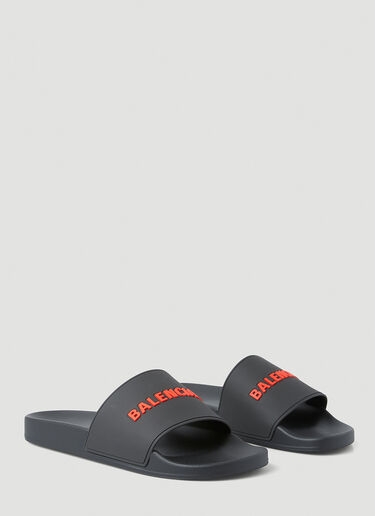 Balenciaga 徽标 Pool 拖鞋 黑 bal0147068