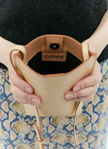 GANNI Banner 小号斜挎包 米色 gan0255058