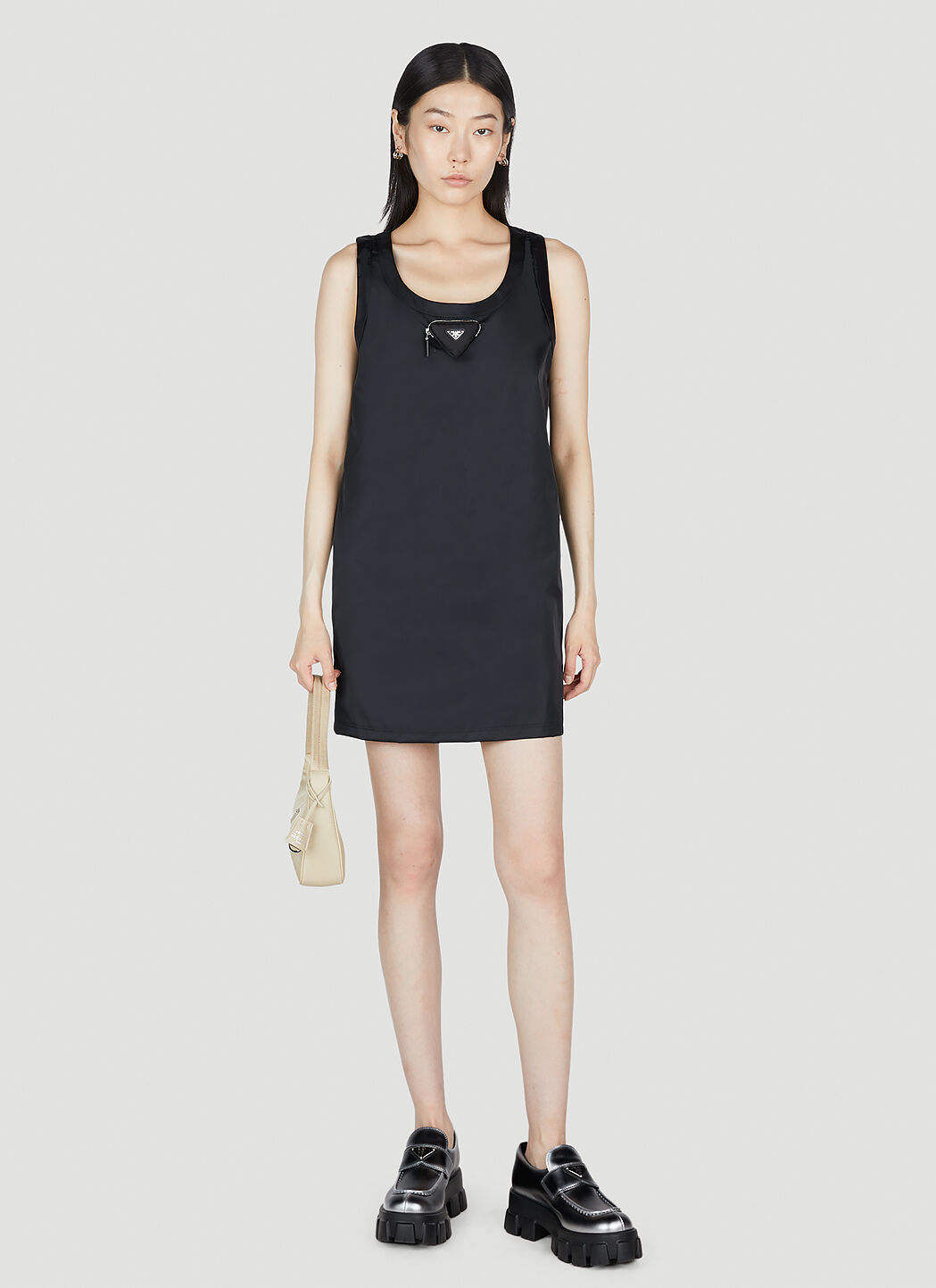 Prada Re Nylon Pouch Mini Dress en Black pour femme LN CC