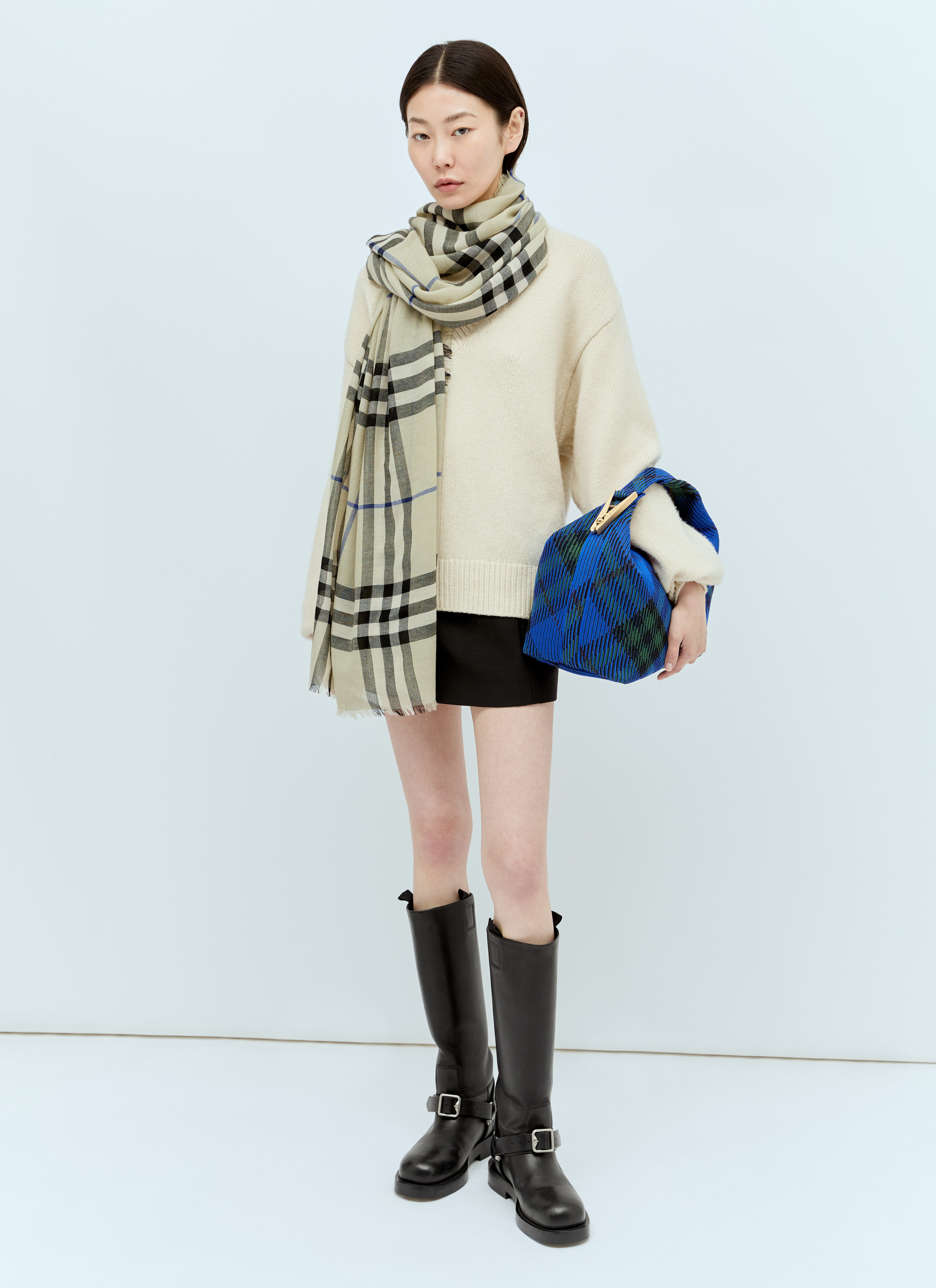 Burberry Check Wool Scarf in Beige fur Damen LN CC