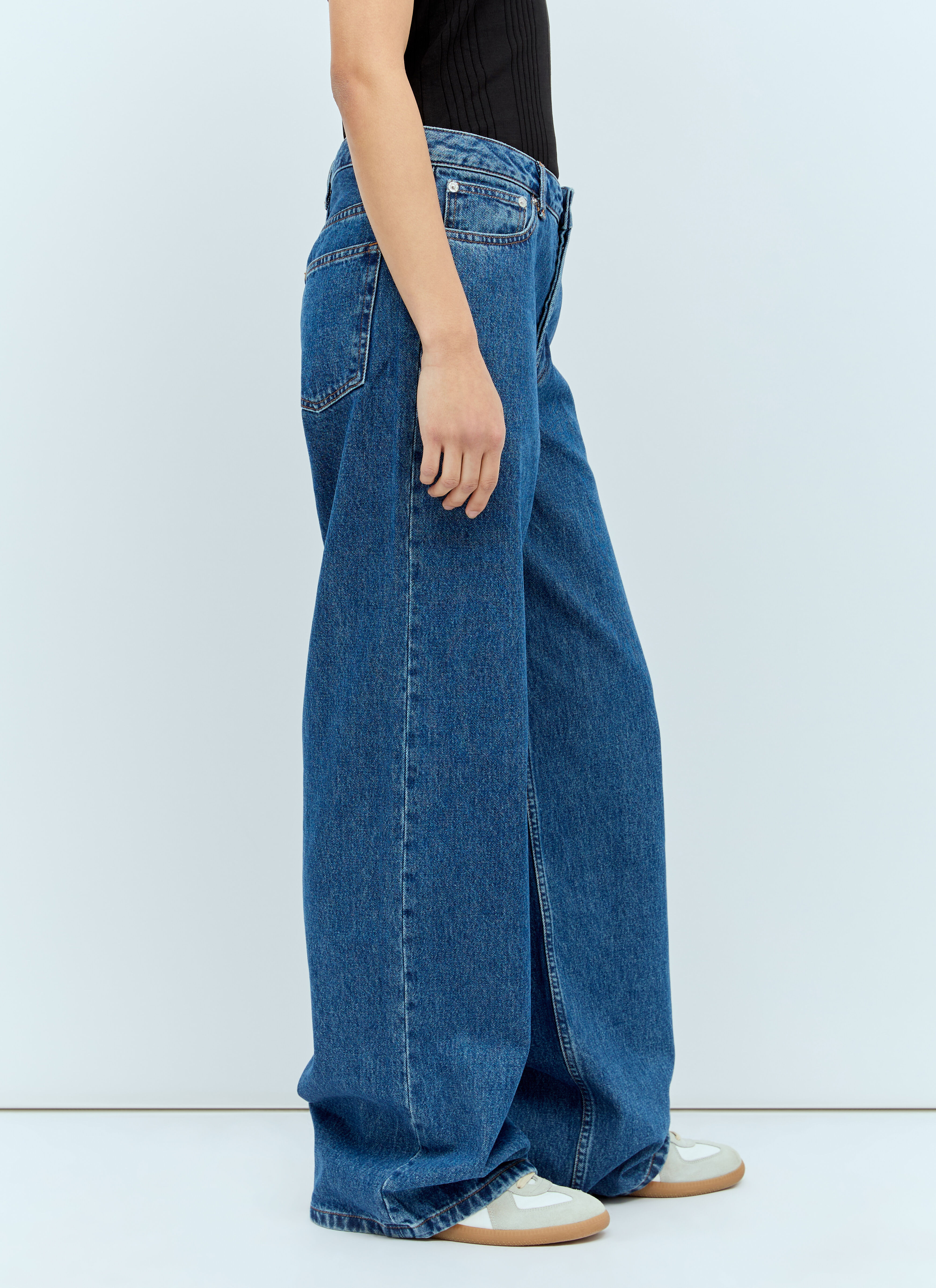 A.P.C. Women's' Elisabeth Jeans in Blue | LN-CC®