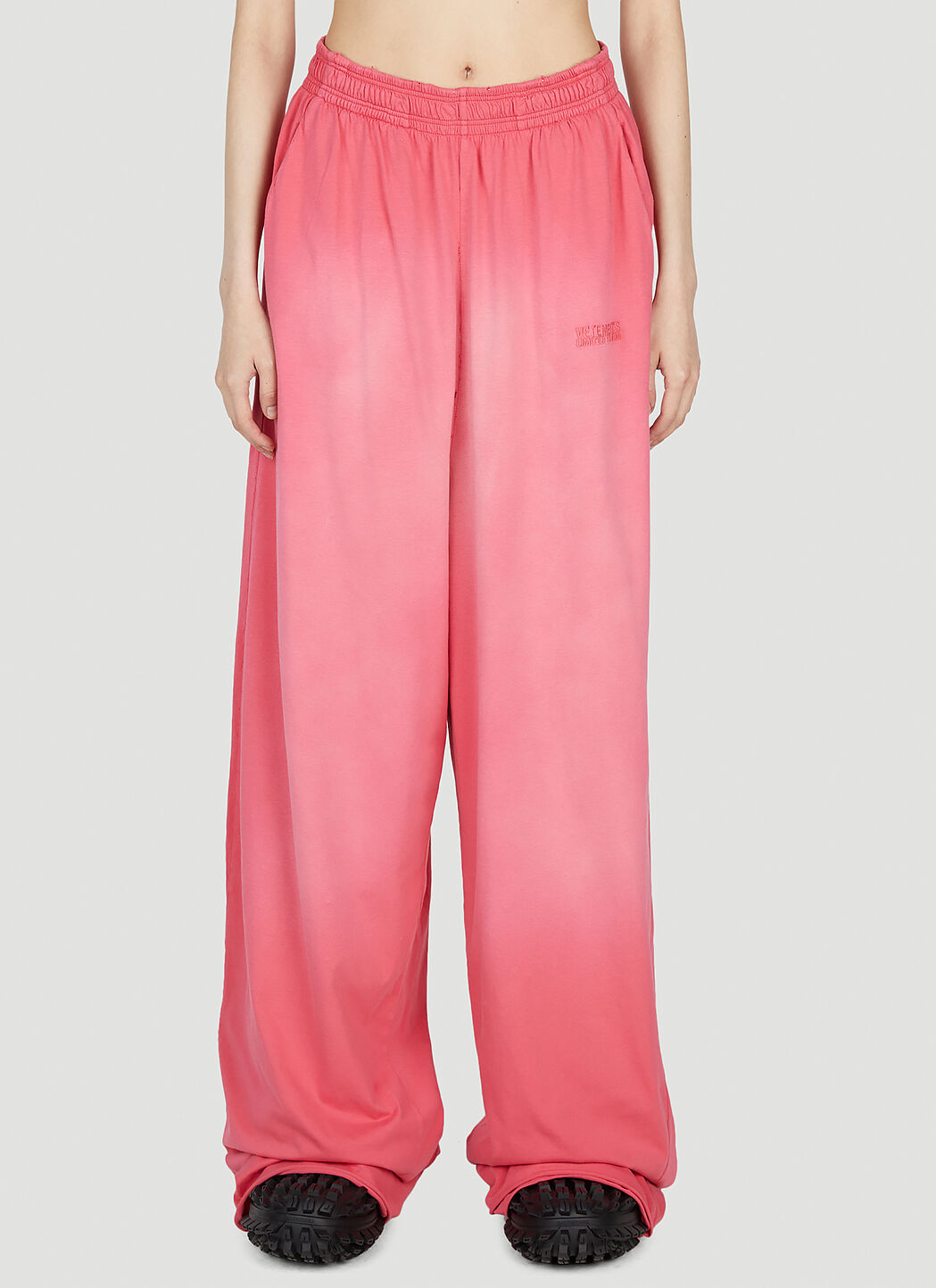 VETEMENTS Women s Logo Embroidery Track Pants in Pink LN CC