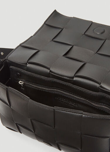 Bottega Veneta Cassette Shoulder Bag Black bov0242013