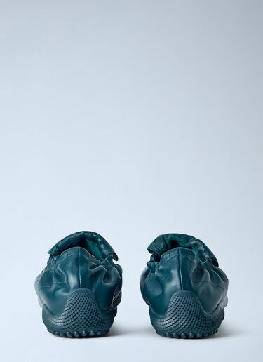LN-CC® - Lacoste: Runway Low Set Leather Sneakers - Green Lacoste Runway Low Set Leather Sneakers Green lac0166011