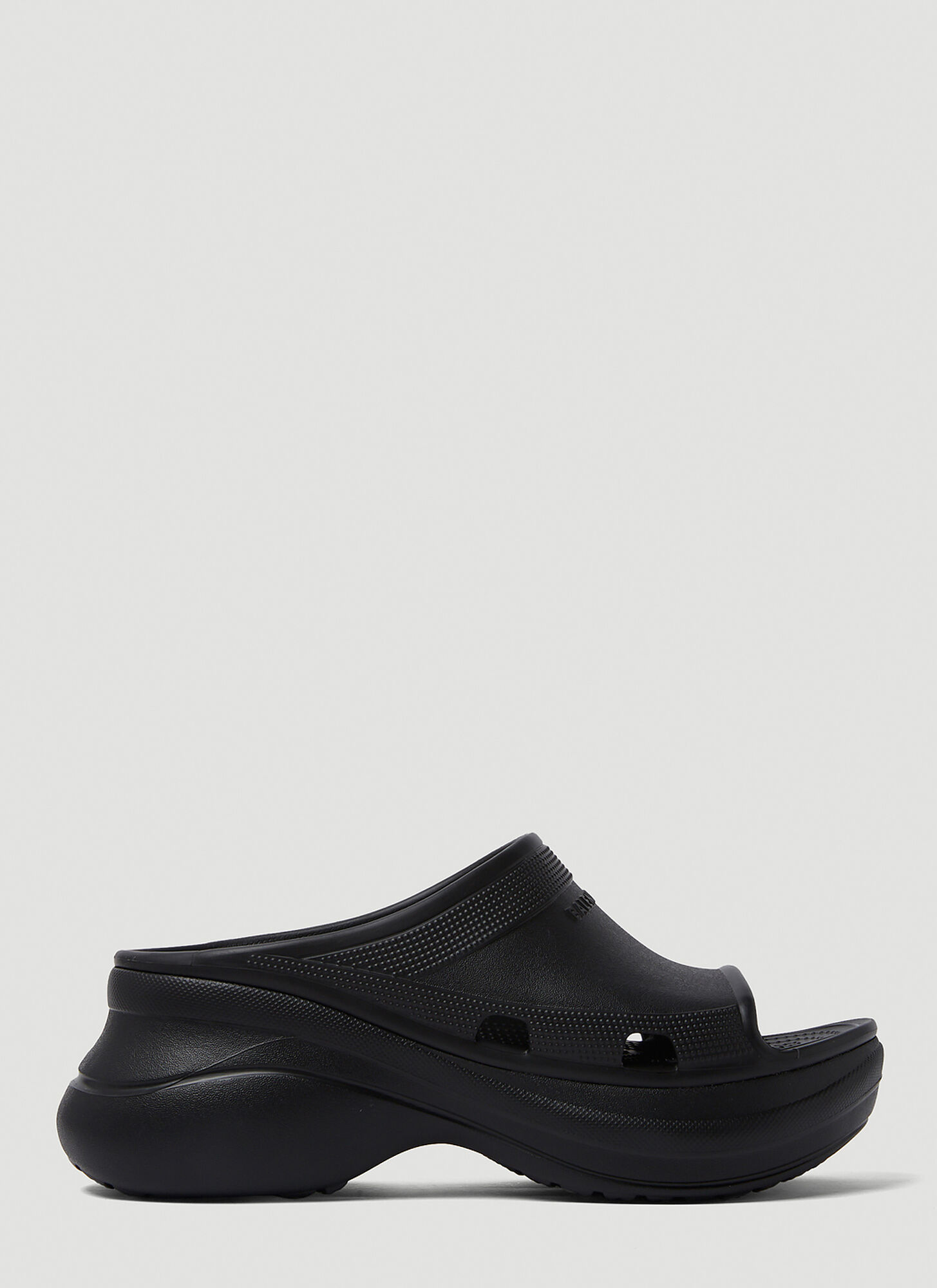 Balenciaga X Crocs Moulded-rubber Platform Slides In Black