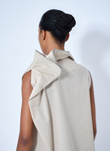 LN-CC® - Issey Miyake: Asymmetric Zip Detail Top - Beige Issey Miyake Asymmetric Zip Detail Top Beige ism0264011