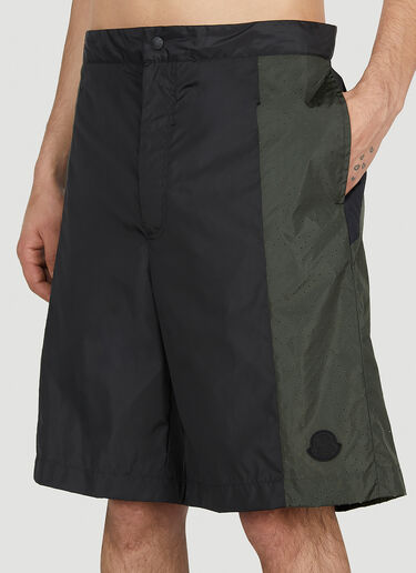 Moncler Born To Protect Shorts Black mon0152032