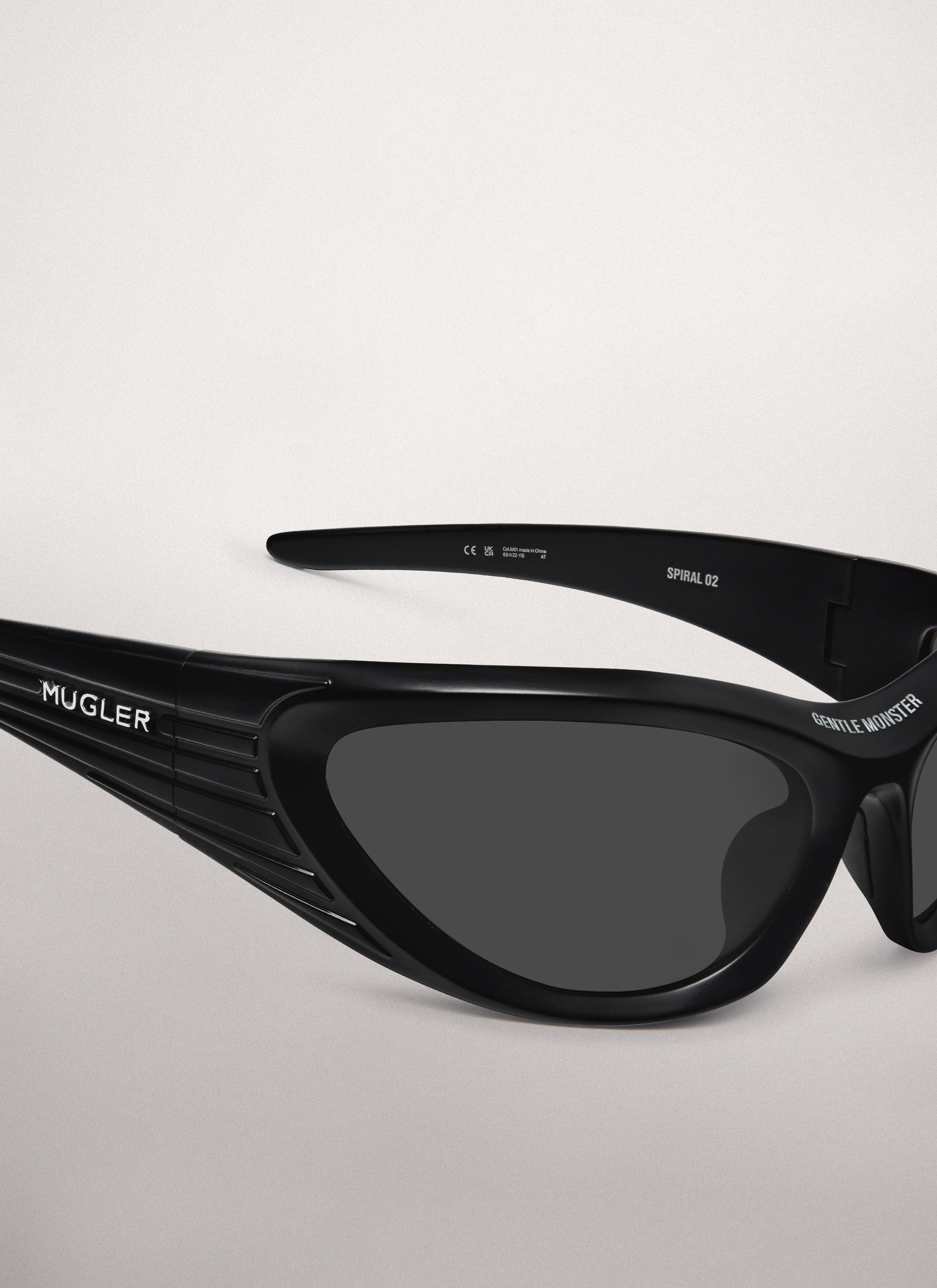 Gentle Monster × MUGLER Spiral02 サングラス Gentle Monster x Mugler Spiral 02 Sunglasses in Black Gentle Monster