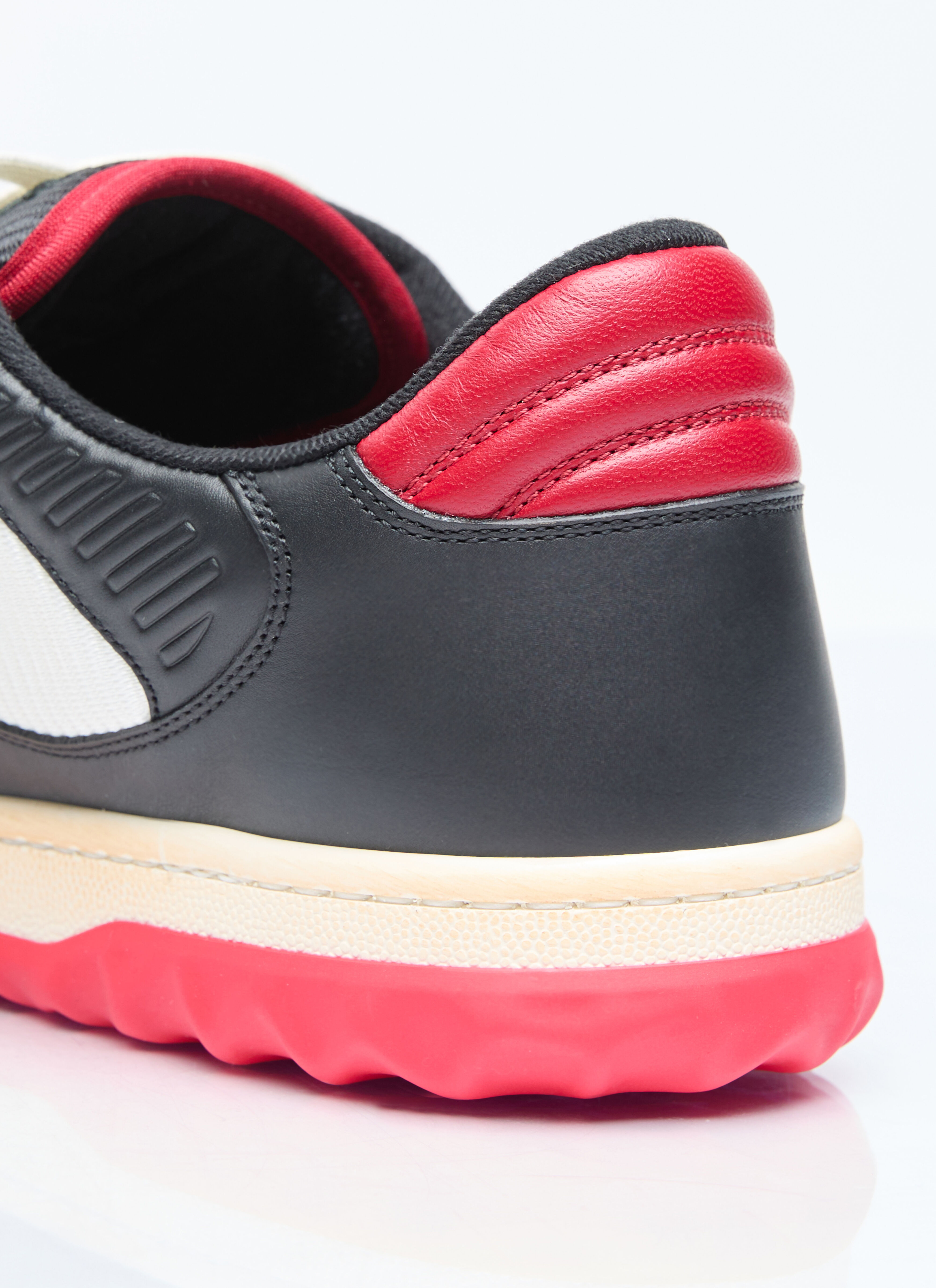 Gucci discount baseball cleats