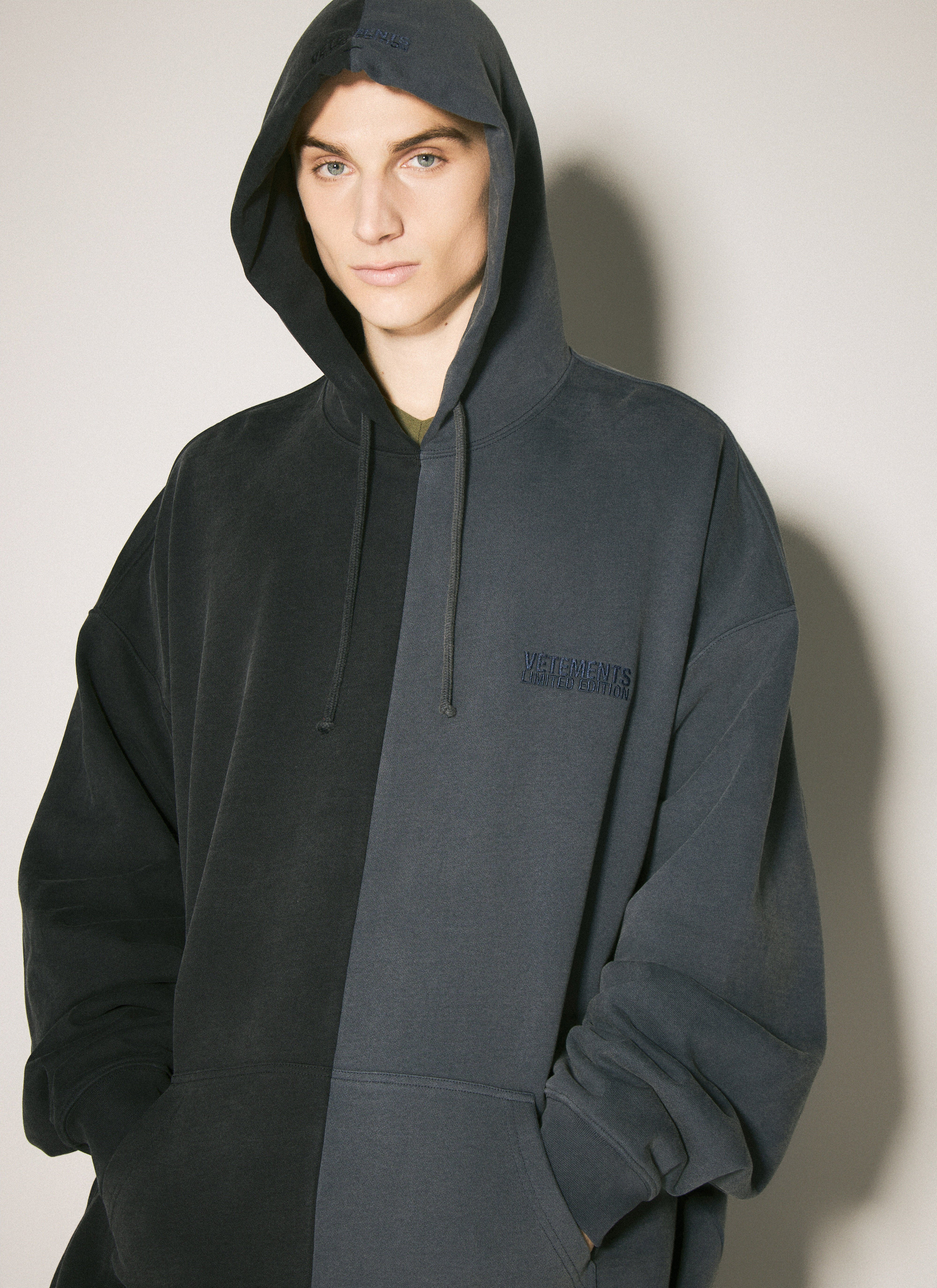 Vetements Men s Split Cut Up Hooded Sweatshirt in Black LN CC