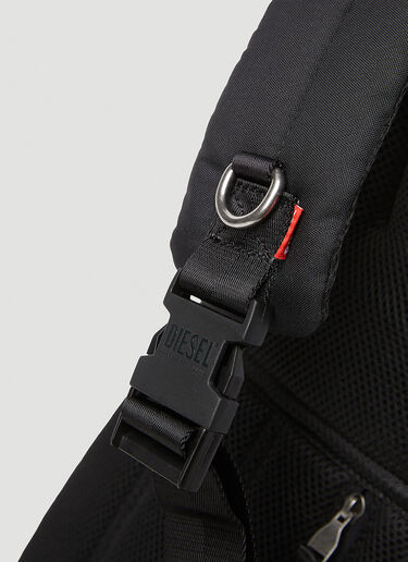 Diesel 1DR-Pod Sling 斜挎包 黑色 dsl0155021