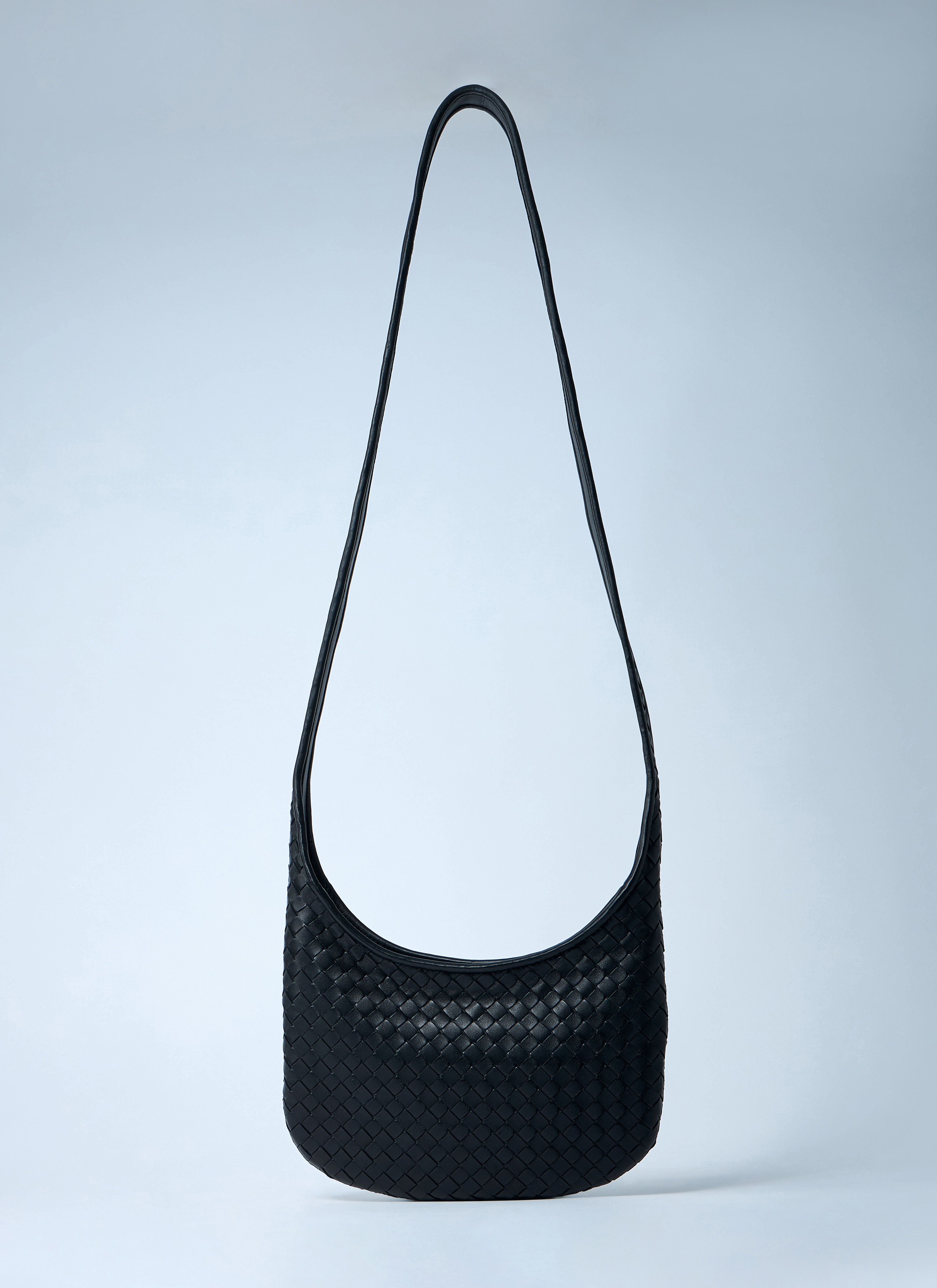 Bottega Veneta Men's' Small Veneto Crossbody bag in Black | LN-CC®