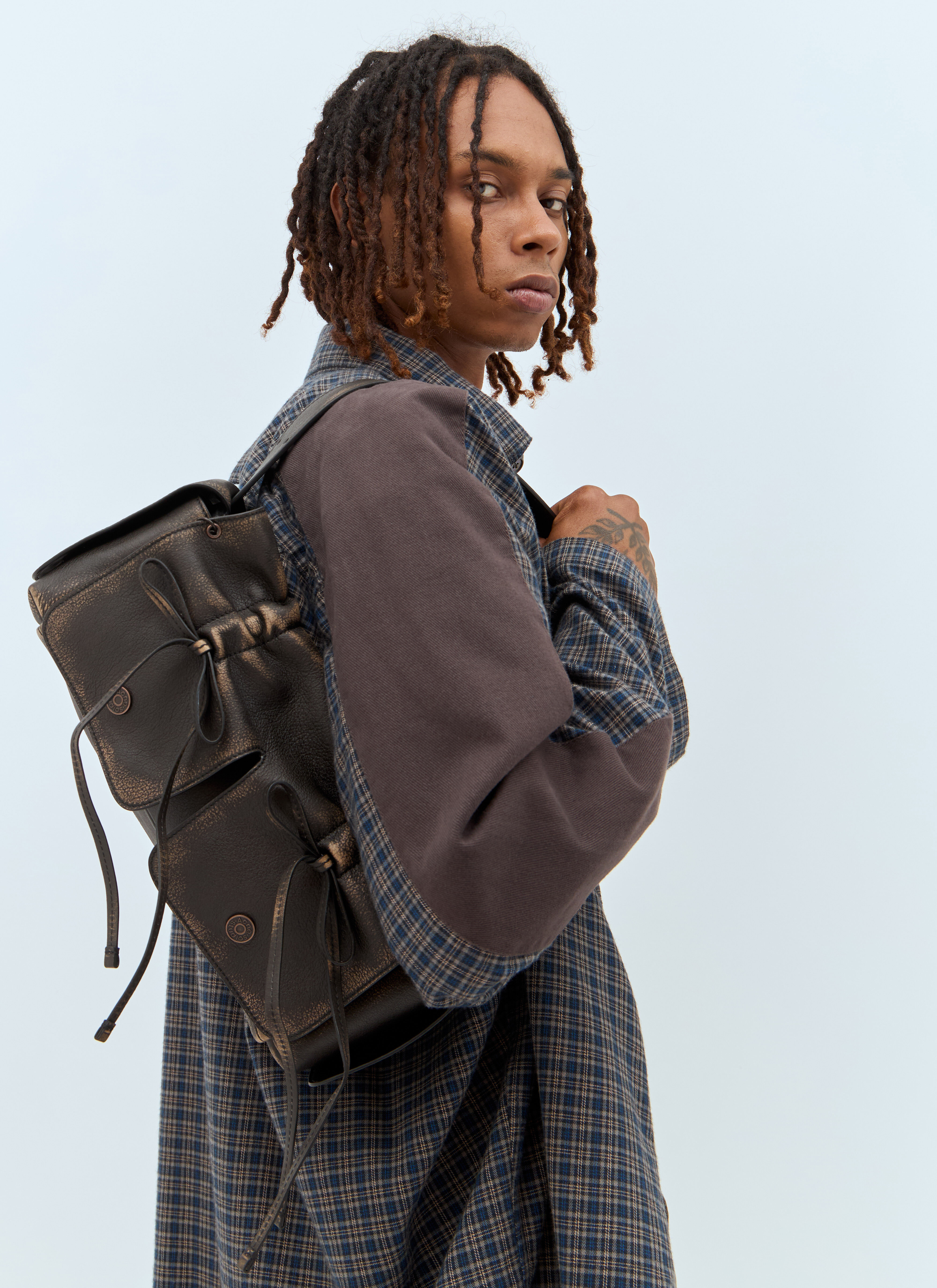 Multi pocket shoulder bag store