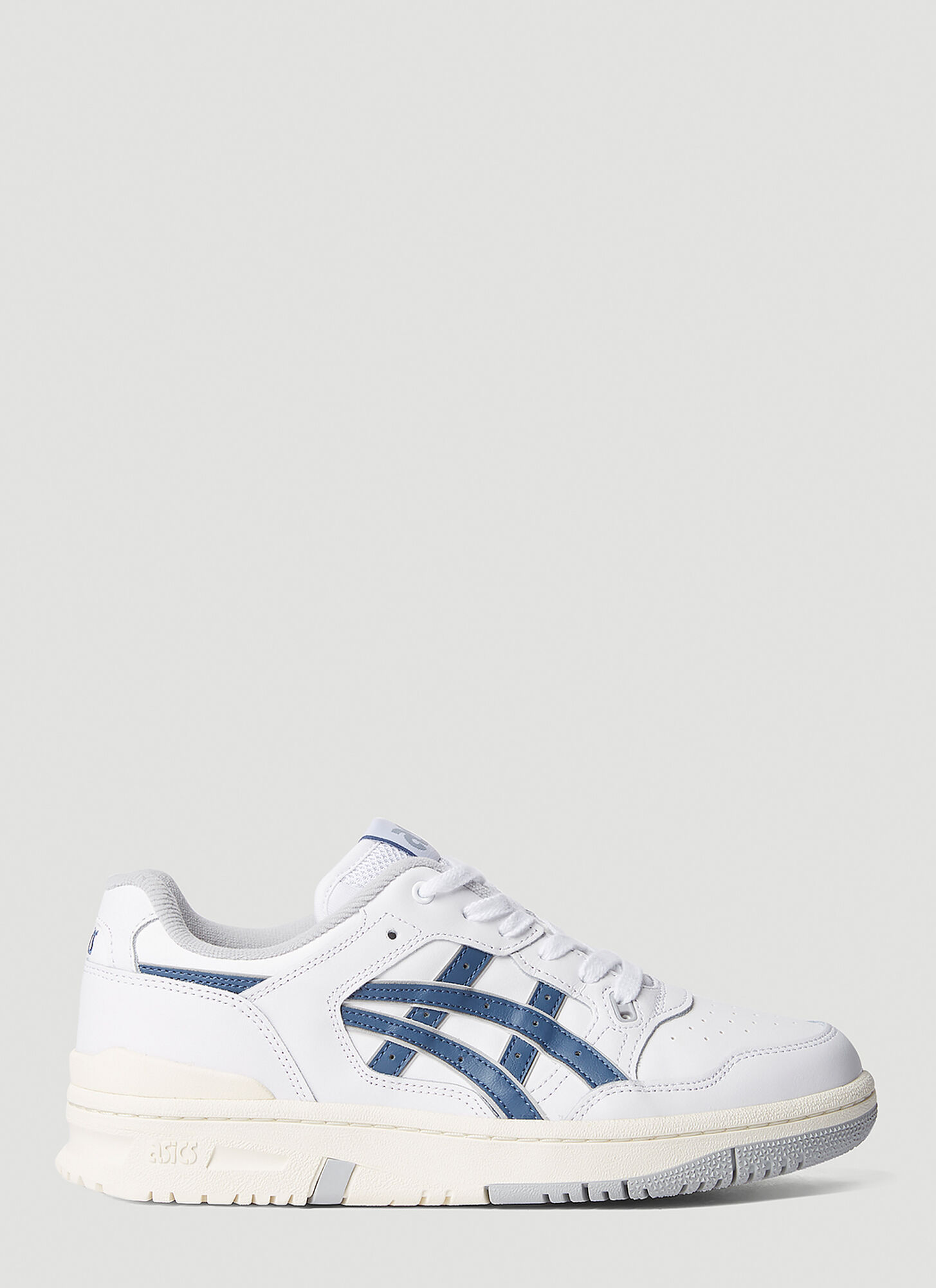 Asics Wool & Cashmere Knit Fabric Cape In White