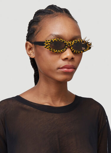 Textured Side Spike Slim Sunglasses Kuboraum Textured Side Spike Slim Sunglasses Brown kub0339002