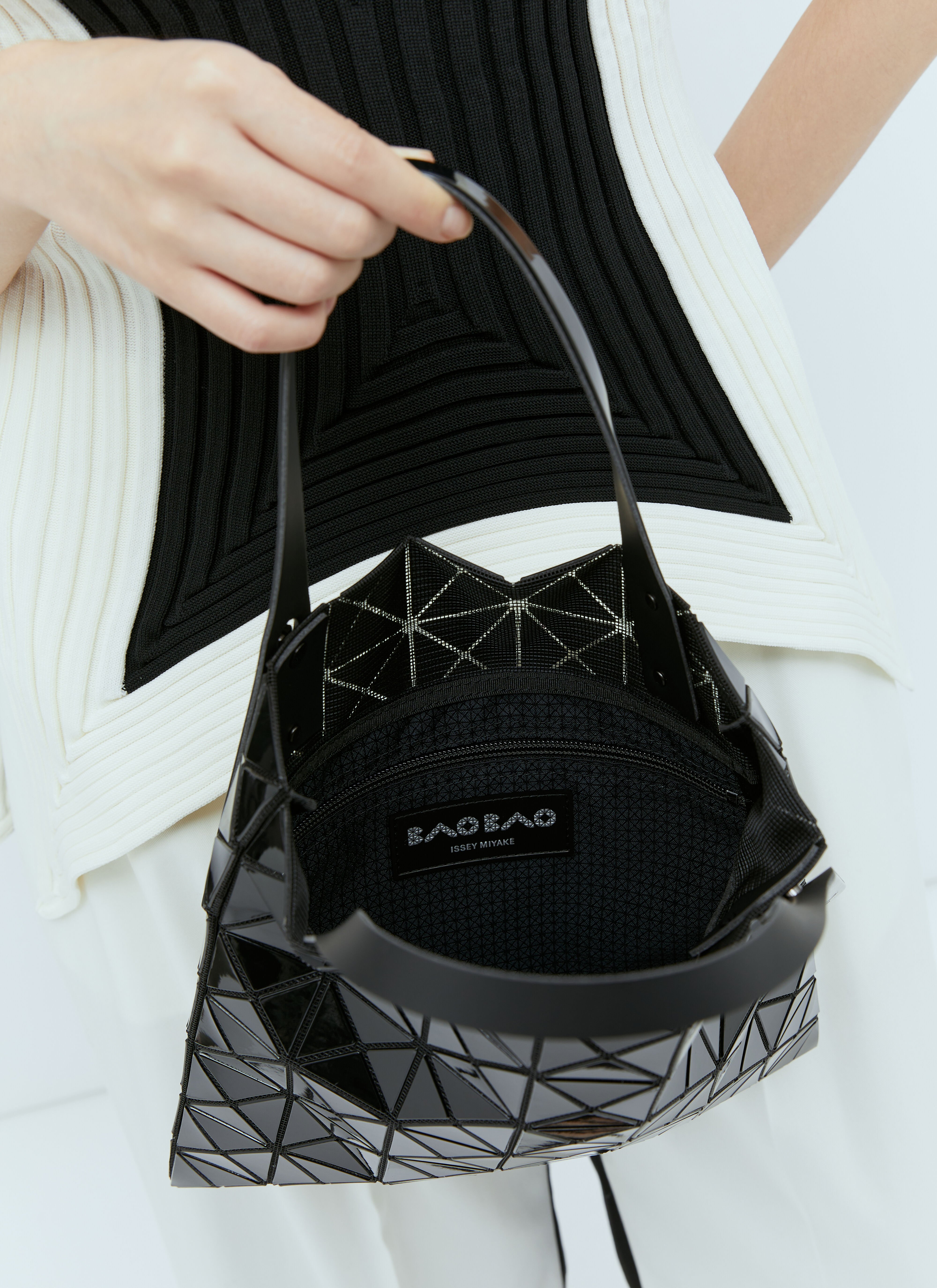 Bao Bao Issey Miyake Prism Tote Bag en Black pour femme LN CC