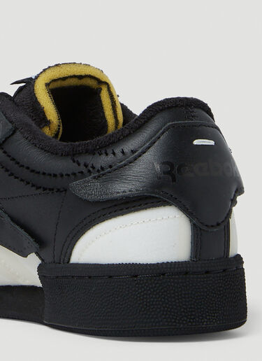 Club C Memory of Shoes Sneakers Maison Margiela x Reebok Club C Memory of Shoes Sneakers Black rmm0349002