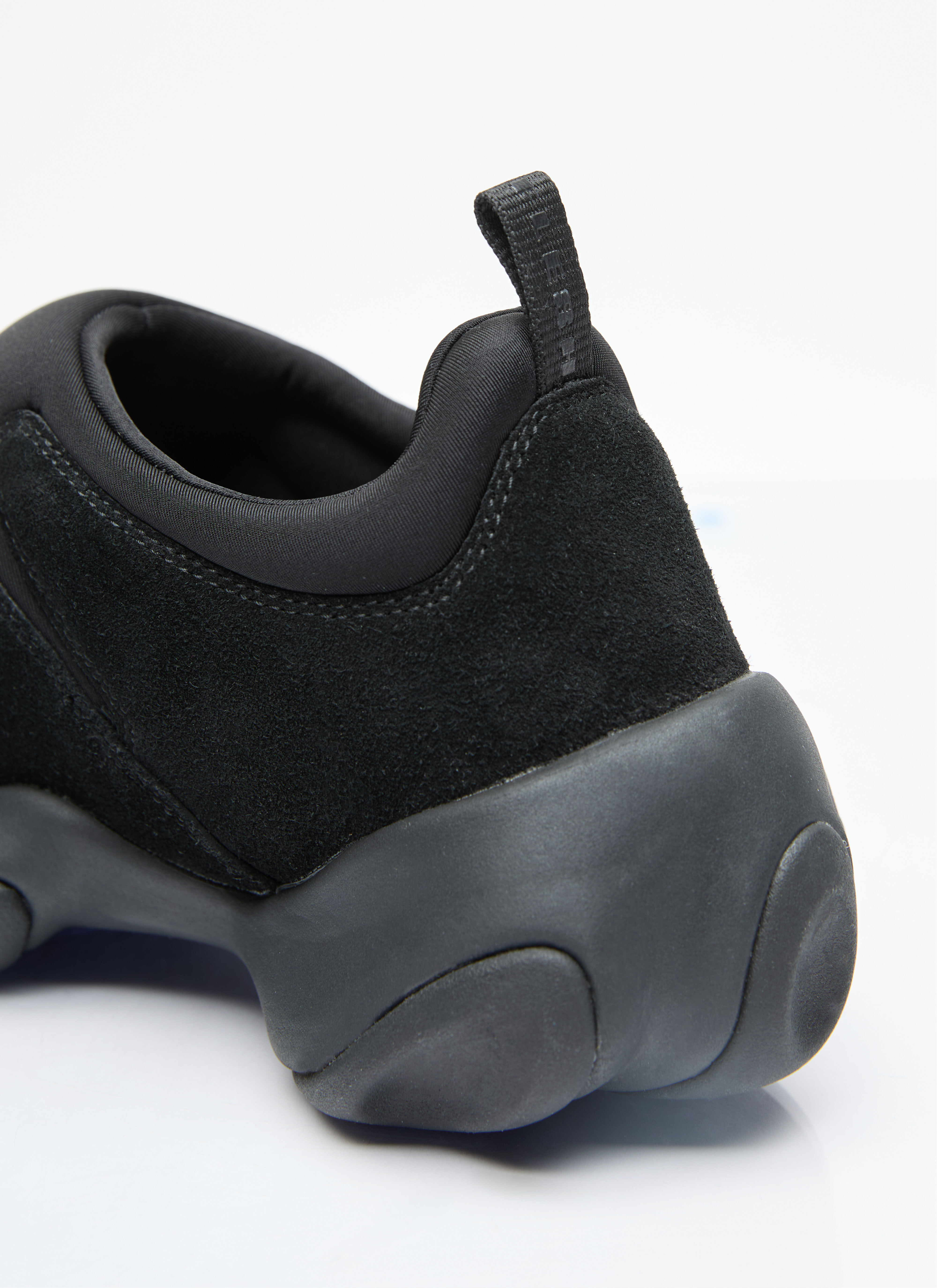 Oakley slip online on shoes