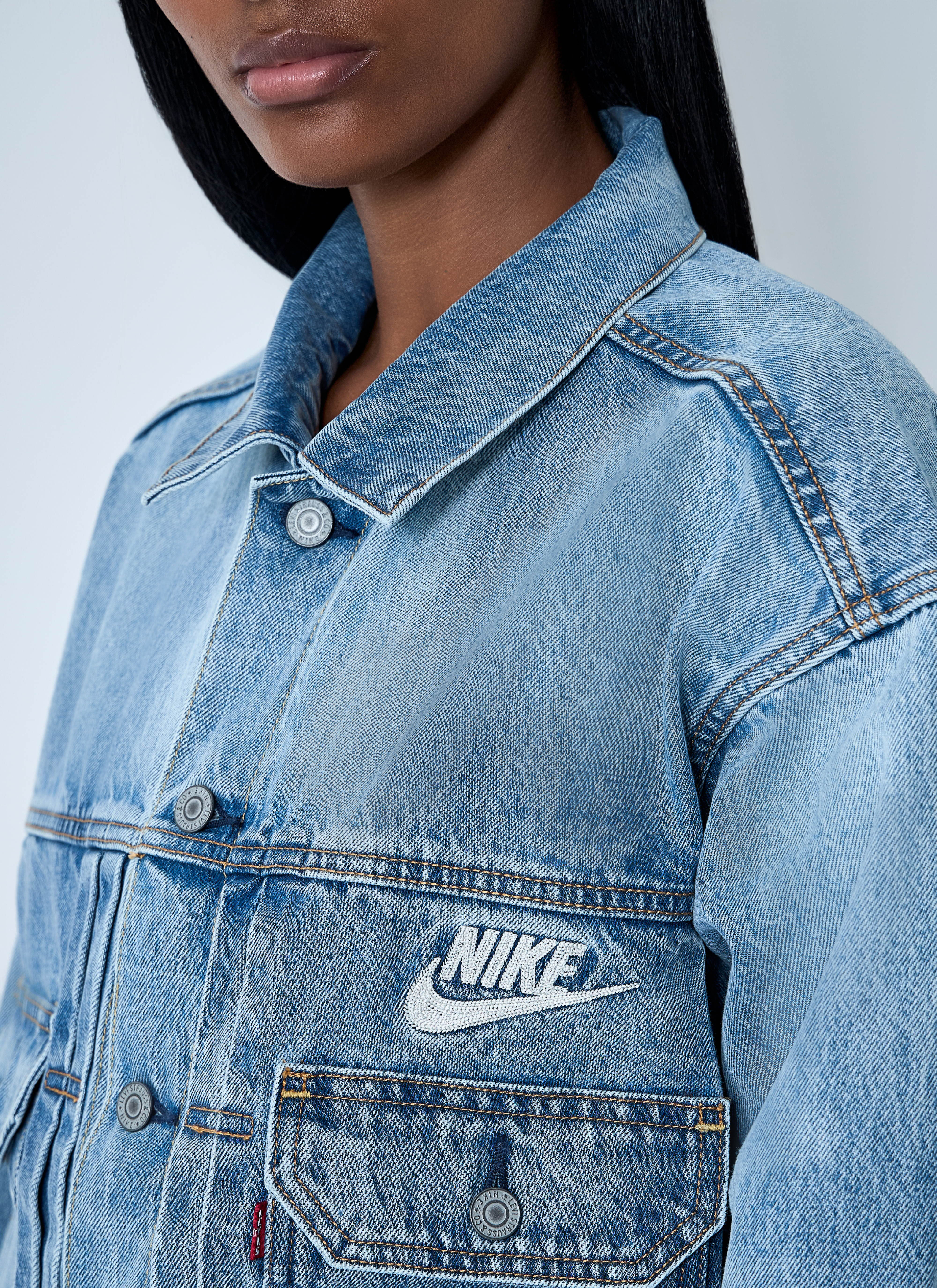 Levi's x NIKE トラッカージャケット Levi's Vintage Trucker Jacket x Nike | Light Blue | SVD USA