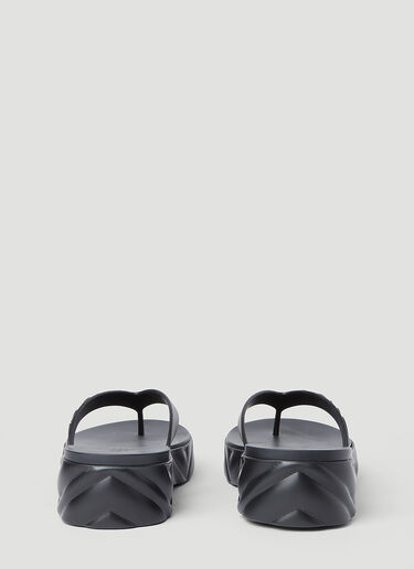 Gucci Thong Platform Sandals Black guc0253111